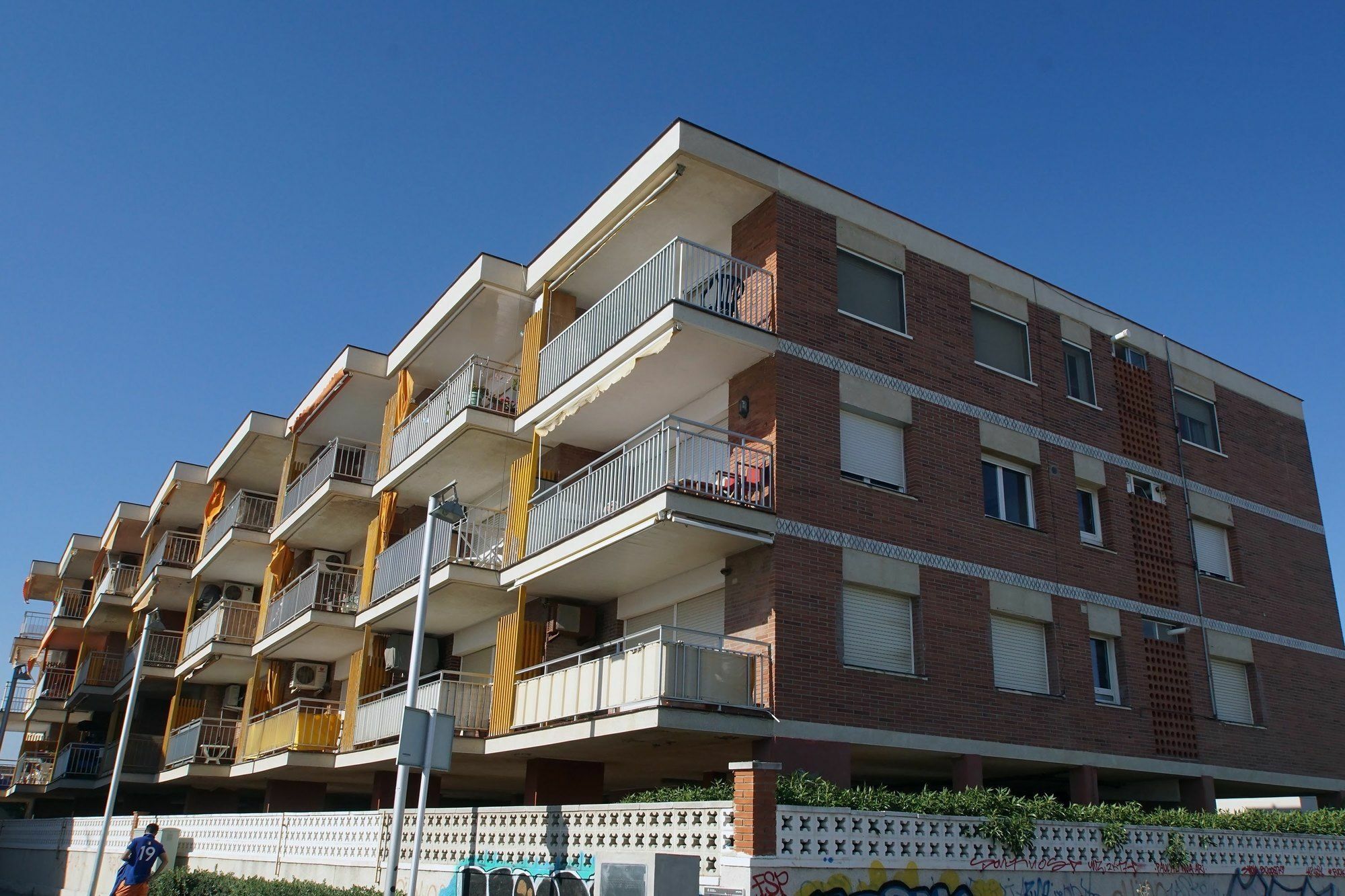 Апартаменты Calaluz Be My Guest Кастельдефельс Экстерьер фото